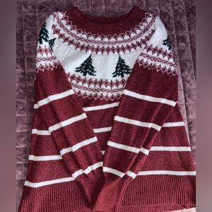 Maurices Maroon & White Crewneck Sweater with Green Tree Motif
